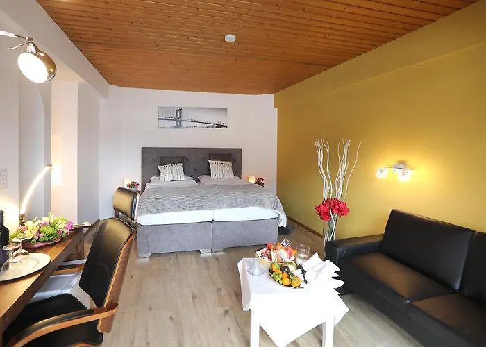 Derby Готель 4*